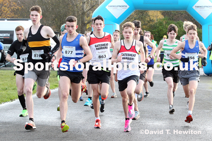 Mens and womens under-17s, Heaton Memorial 10k Road Race, Town Moor, Newcastle.  Photo: David T. Hewitson/Sports for All Pics